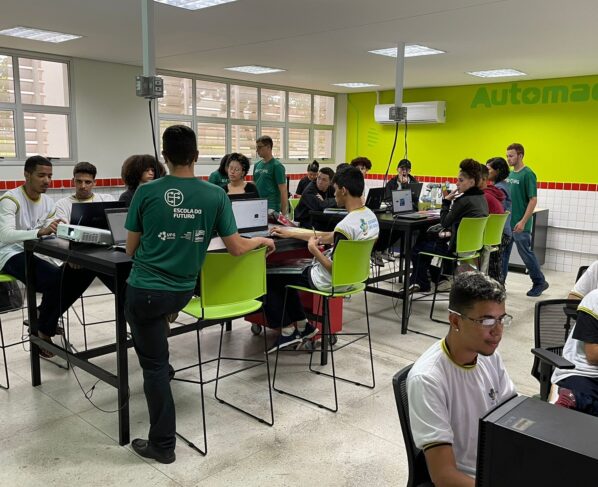 Escolas do Futuro oferecem mais de 4 mil vagas para cursos gratuitos