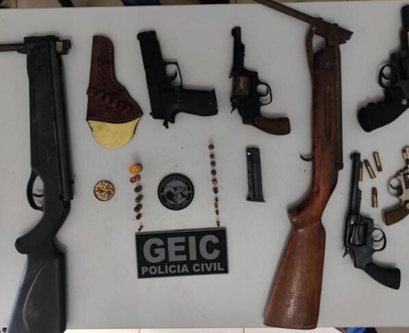 Operação da PCGO apreende diversas armas em oficina clandestina de Iporá