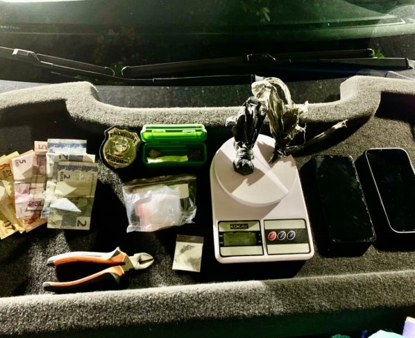 PCGO prende dupla funcionária de distribuidora de bebidas por tráfico de drogas