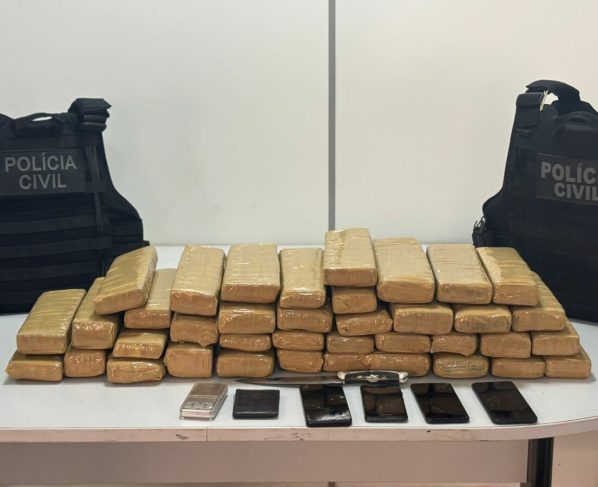 PCGO prende dupla por tráfico interestadual e intercepta droga oriunda de MG que seria enviada para o nordeste brasileiro