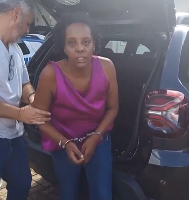 PCGO prende filha por maltratar e roubar a mãe de 73 anos em Goiânia