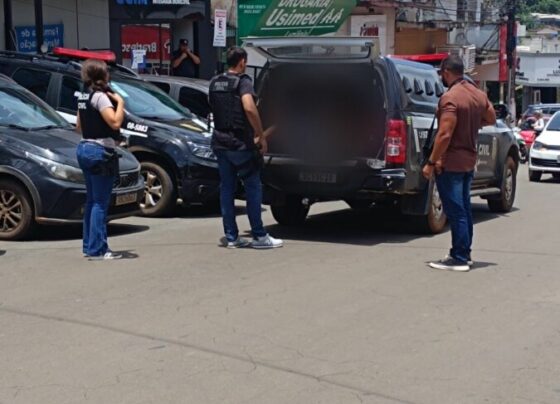 Polícia Civil prende dupla por agredir