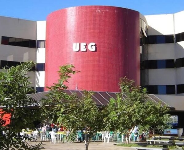 UEG prorroga prazo de inscrição para concurso de docentes da área de Direito