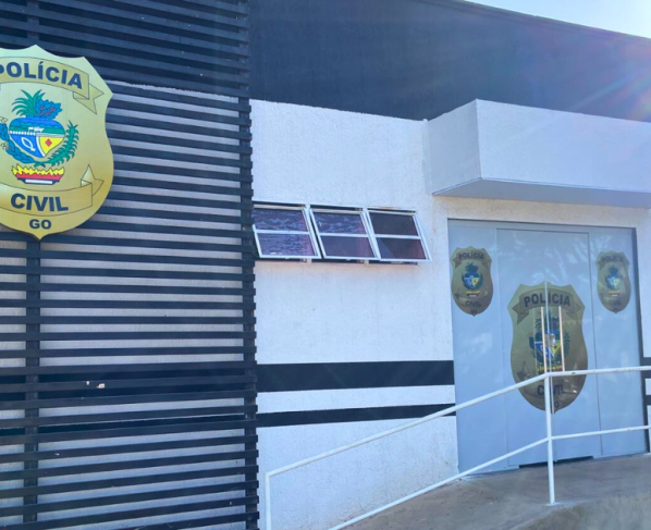 PCGO prende padrasto em flagrante por estuprar bebê em Hidrolândia