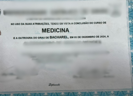 PCGO prende homem por venda de diplomas falsos de medicina, direito e outros cursos em Goiânia