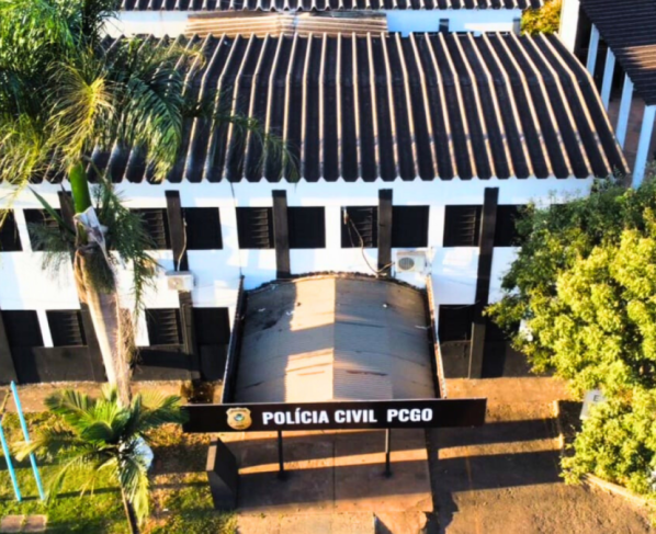 PCGO prende foragido por furtos a diversas joalherias do Brasil