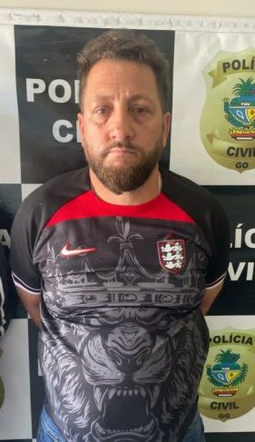 Polícia Civil prende dupla por tentar sacar benef