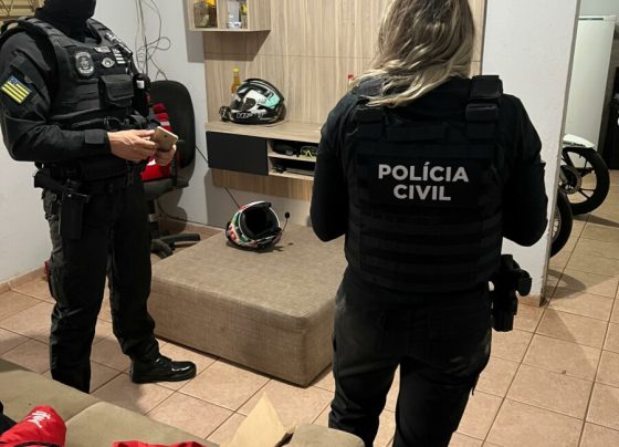 PCGO cumpre mandado e apreende três celulares em investigação por pornografia infantil em Aparecida de Goiânia