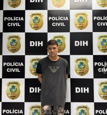 PCGO prende homem em flagrante por matar adolescente em festa de som automotivo