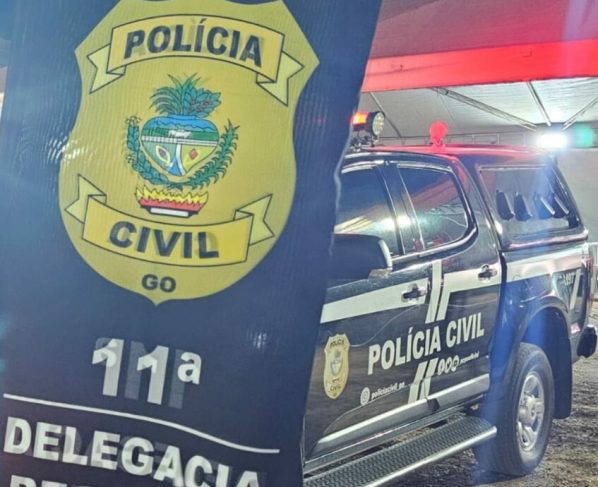 PCGO prende mulher por manter o próprio filho em cárcere privado
