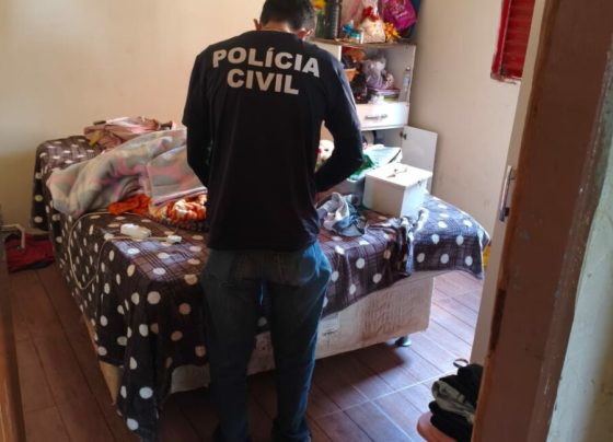 Polícia Civil cumpre buscas e apreende objetos, dinheiro e joias roubados em Alexânia