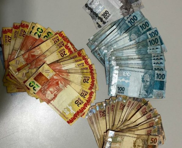 PCGO prende mulher em flagrante por furto qualificado em posto de combustíveis em Palmeiras de Goiás