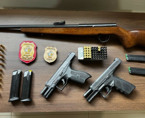 Polícia Civil cumpre buscas e apreende armas usadas por autor de violência doméstica em São Luís de Montes Belos