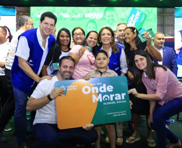Famílias de Goiânia e Aparecida são contempladas com benefícios habitacionais
