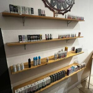 PCGO deflagara opera~çao conta a comercialização irregular de cigarros eletrônicos e apreende mercadoria em Anápolis