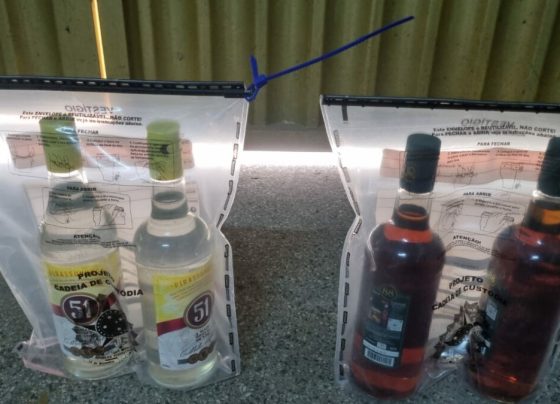 PCGO participa de operação que fiscaliza bebidas suspeitas de contaminação por metanol em Itumbiara