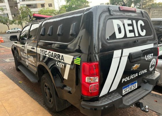 PCGO cumpre mandados de busca e apreensão em desfavor de proprietário de joalheria suspeito de receptação de joias e ouro em Goiânia