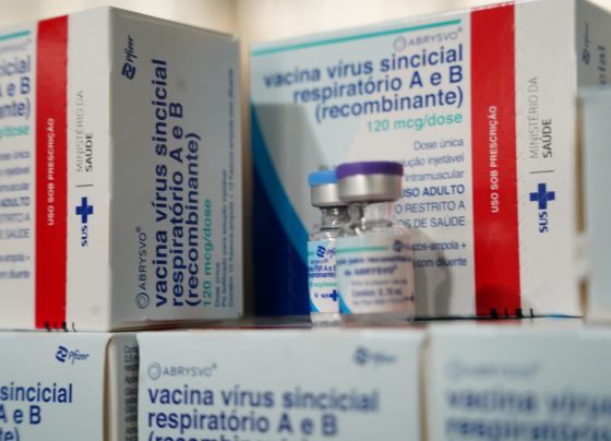 Governo de Goiás amplia campanha de vacinação contra bronquiolite em gestantes