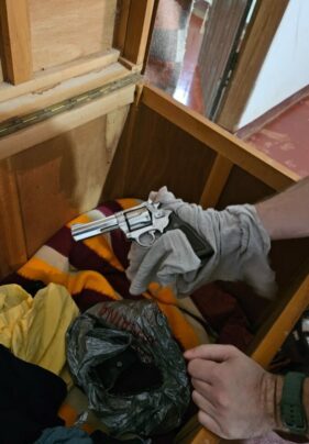 PCGO prende homem por porte ilegal de arma de fogo em Goiatuba