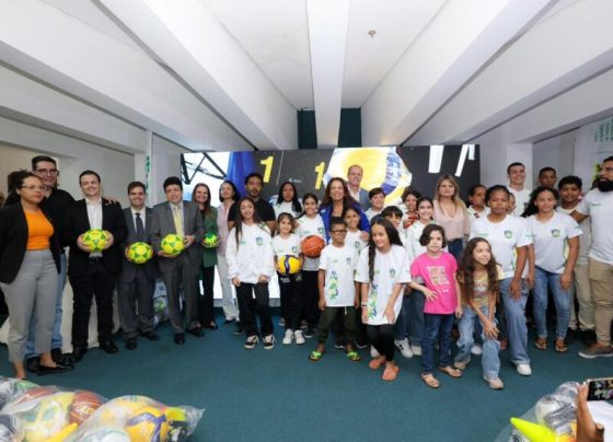 Governo entrega R$ 1,5 milhão em material esportivo para municípios goianos