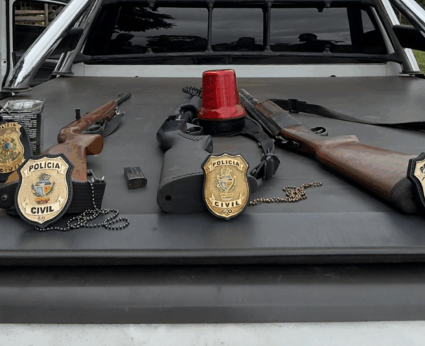 PCGO cumpre mandado de apreensão de armas e munições em Cristalina
