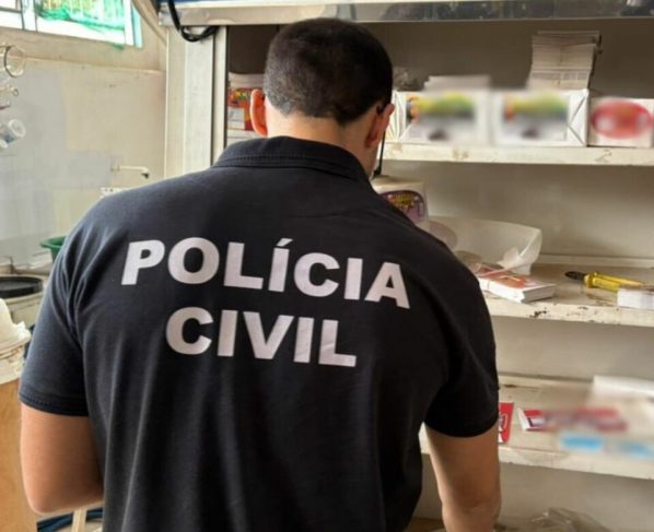 PCGO fecha fábrica clandestina de alimentos e retira mais de 1 tonelada de produtos impróprios do mercado em Goiânia