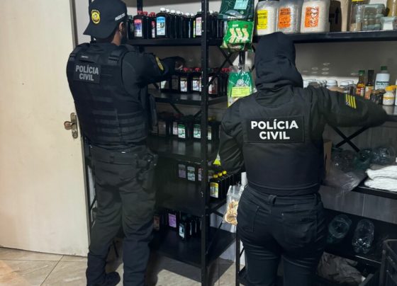 PCGO prende mulher em flagrante por comercialização ilegal de produtos terapêuticos em Trindade
