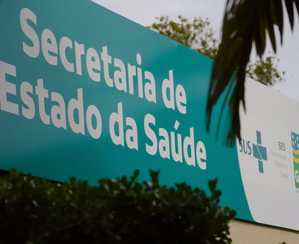 Governo de Goiás publica edital de concurso para Fiscal de Saúde Pública, com salários de R$ 10 mil - Fachada da SES