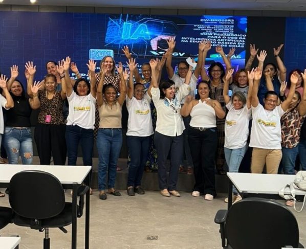 Governo inicia novas turmas do programa Mulheres Mil