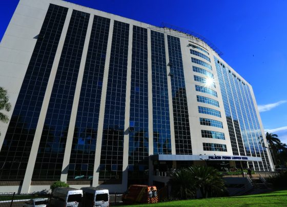 Estado decreta ponto facultativo no próximo dia 20