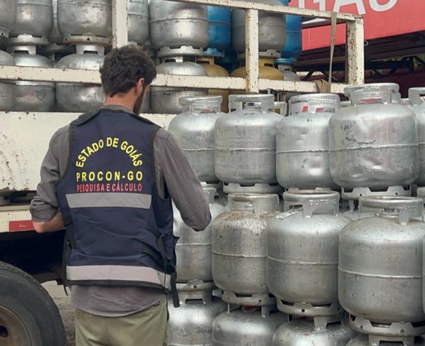 Pesquisa do Procon Goiás identifica variação de até 27% no preço do gás de cozinha