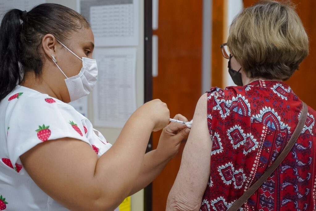 Síndrome Respiratória Aguda Grave é responsável por 70% das mortes de idosos em Goiás