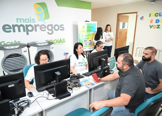 Feirão de Empregos oferece 730 vagas no comércio e eventos