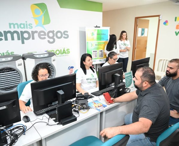 Feirão de Empregos oferece 730 vagas no comércio e eventos