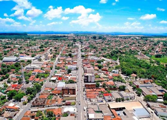 Agro é Social chega a Uruaçu com mais de R$ 3 milhões em investimentos para produtores rurais Panorâmica aérea da cidade de Uruaçu-GO