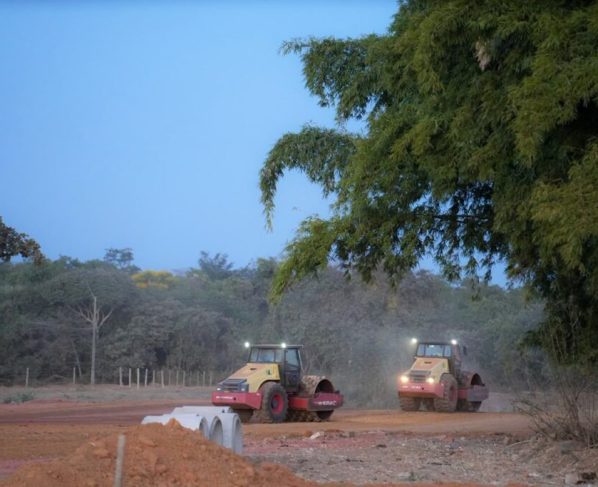 Assinada ordem de serviço para pavimentação da GO-469, entre Abadia de Goiás e Aragoiânia
