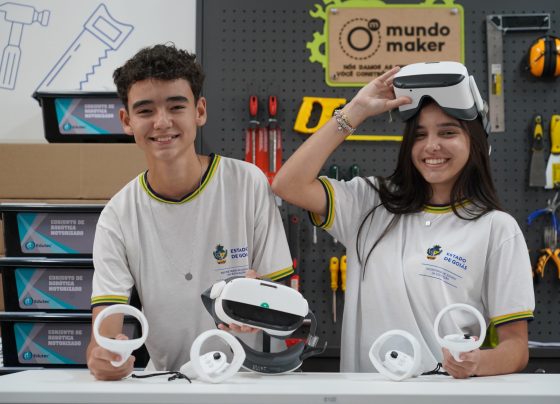 Óculos de realidade virtual chegam a 104 escolas estaduais