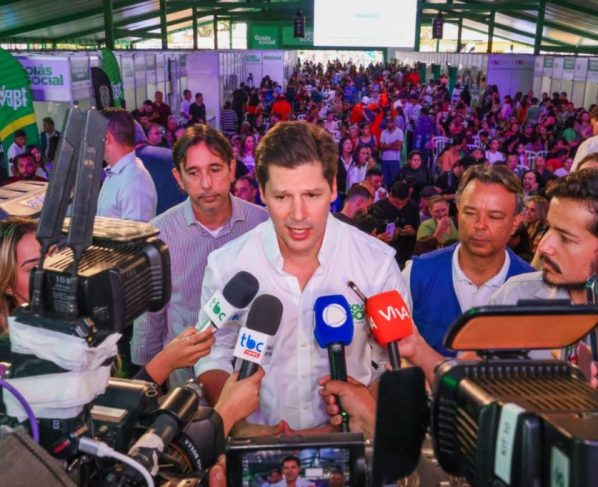 Daniel Vilela concede entrevista na abertura do Goiás Social em Anápolis
