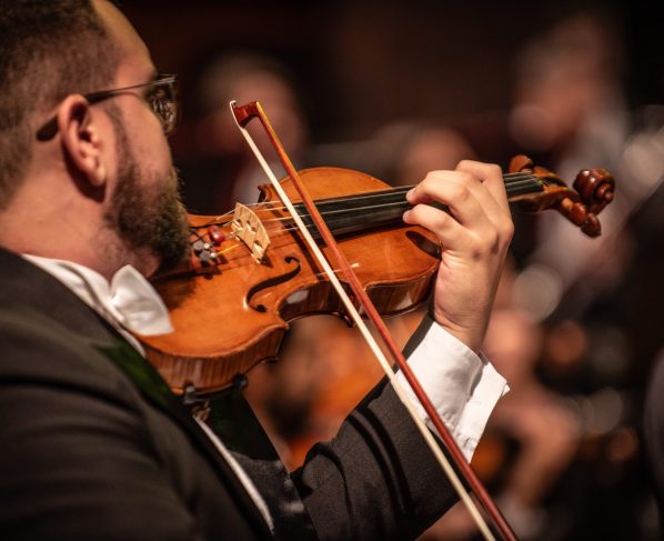 Orquestra Filarmônica de Goiás encerra semestre com concerto gratuito