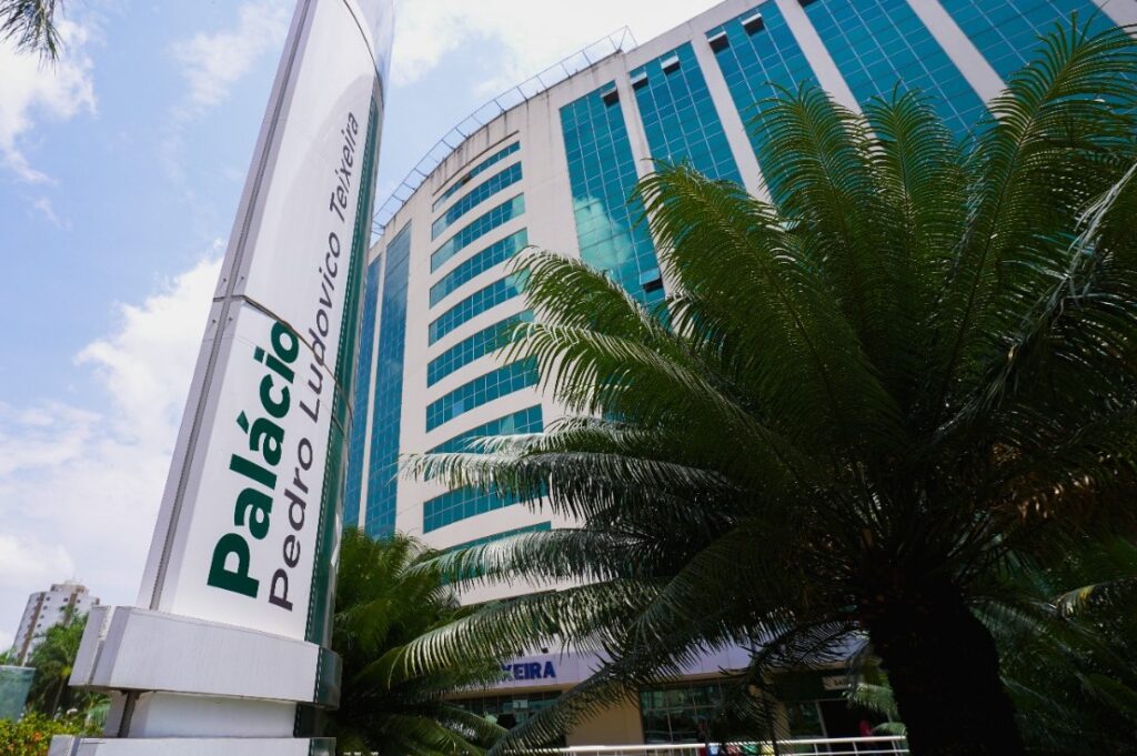 Governo de Goiás divulga funcionamento dos serviços estaduais durante ponto facultativo e feriado