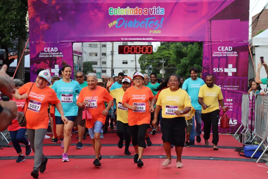 HGG lança 5ª edição da Corrida Colorindo a Vida Sem Diabetes no Cead - participantes da corrida em edições anteriores do evento